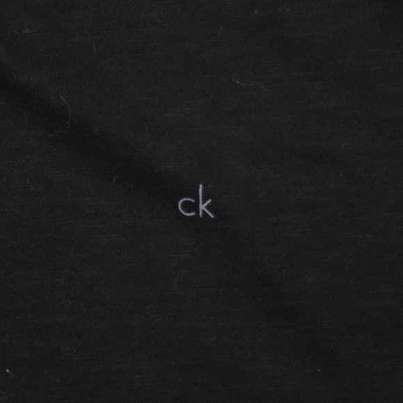 Classic Fit Calvin Klein Tshirt - Picture 2 of 2